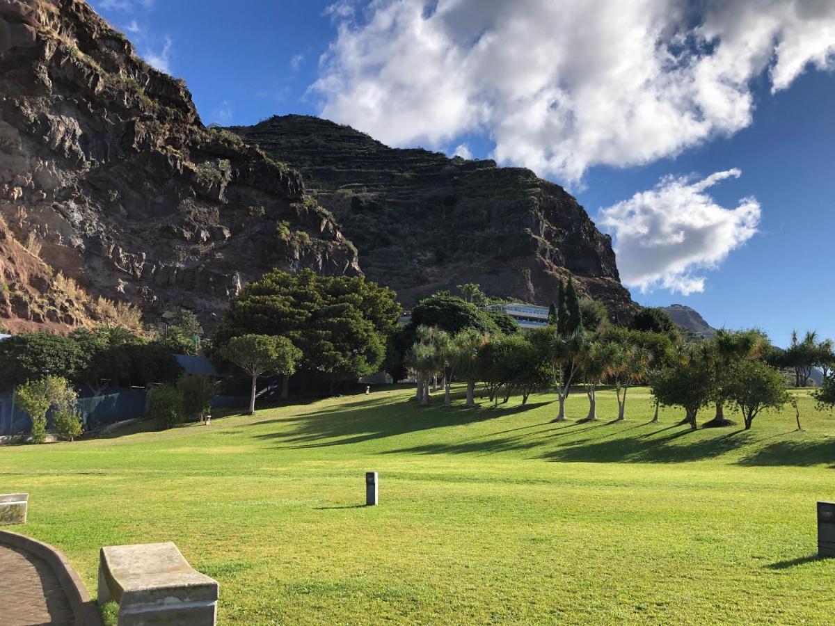 Calheta Ocean View Family Apartment - Air Condition Estreito Da Calheta Bagian luar foto