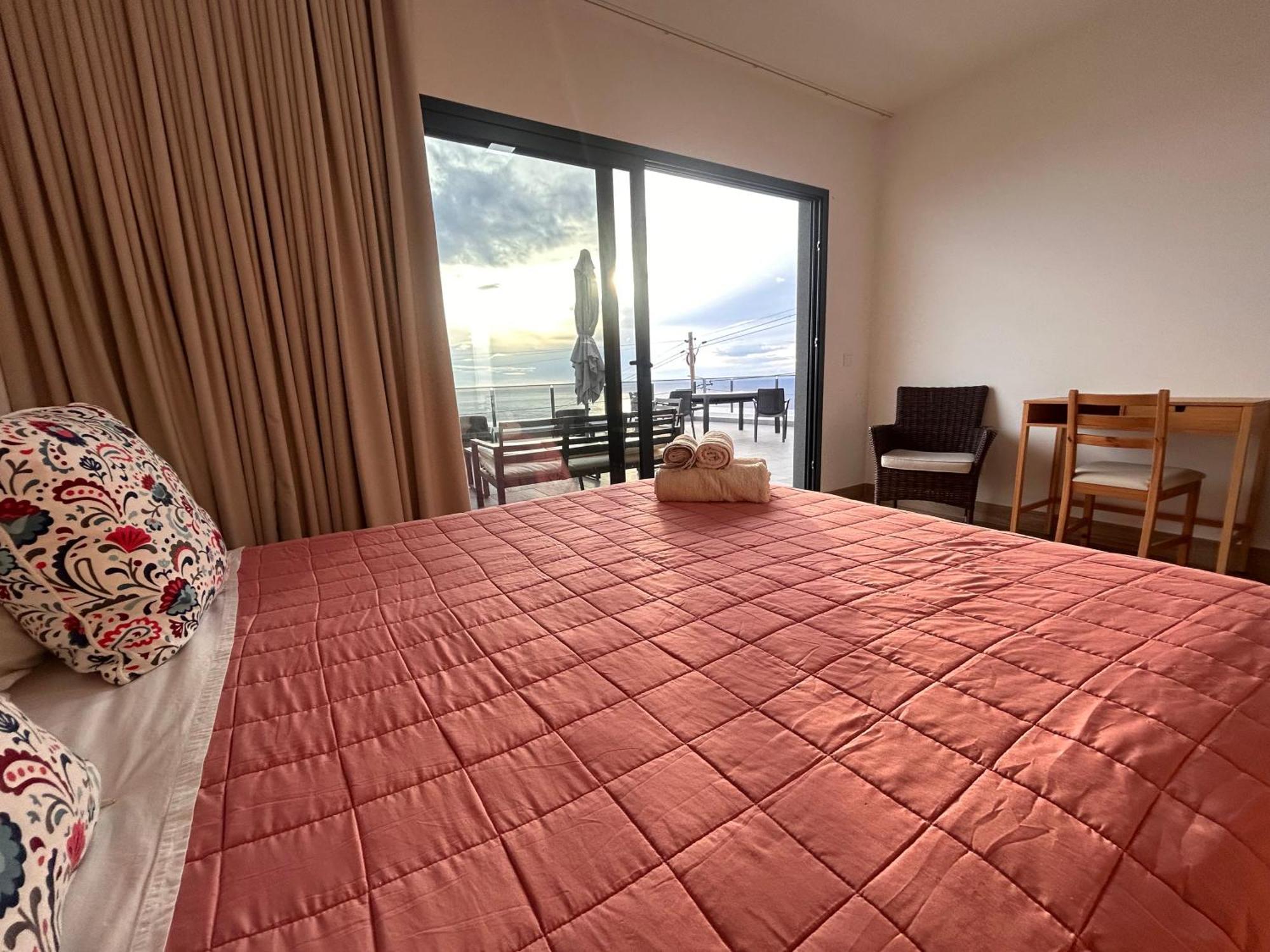 Calheta Ocean View Family Apartment - Air Condition Estreito Da Calheta Bagian luar foto